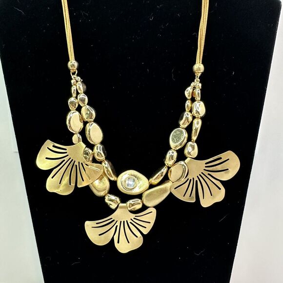 C 1946 Signed Gold Tone Gingko Leaves and‎ Round Beads Necklace Leather Cord - Picture 12 of 12